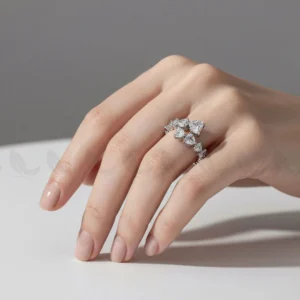 Dazzling Asymmetrical Cluster Ring