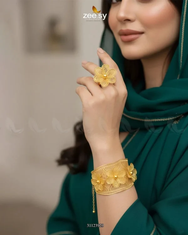 dinar-carved-baai-bangle-ring-set